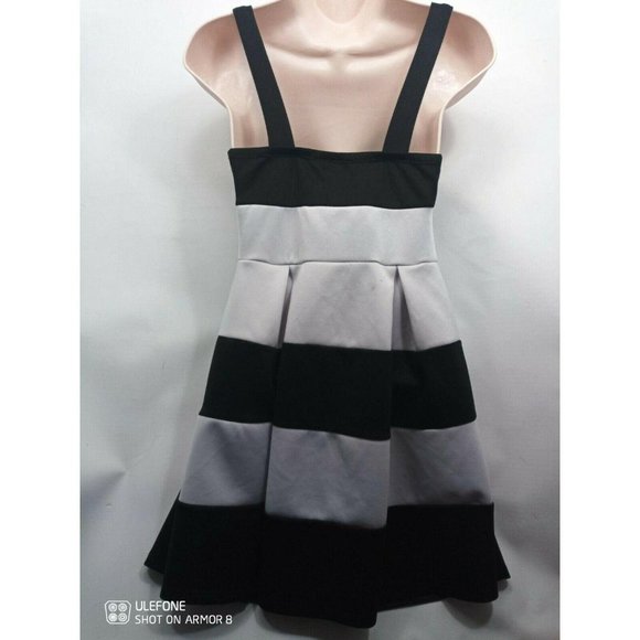 Rue 21 Sleeveless Striped knee length Dress NWOT Midi Ruffled - Picture 2 of 7